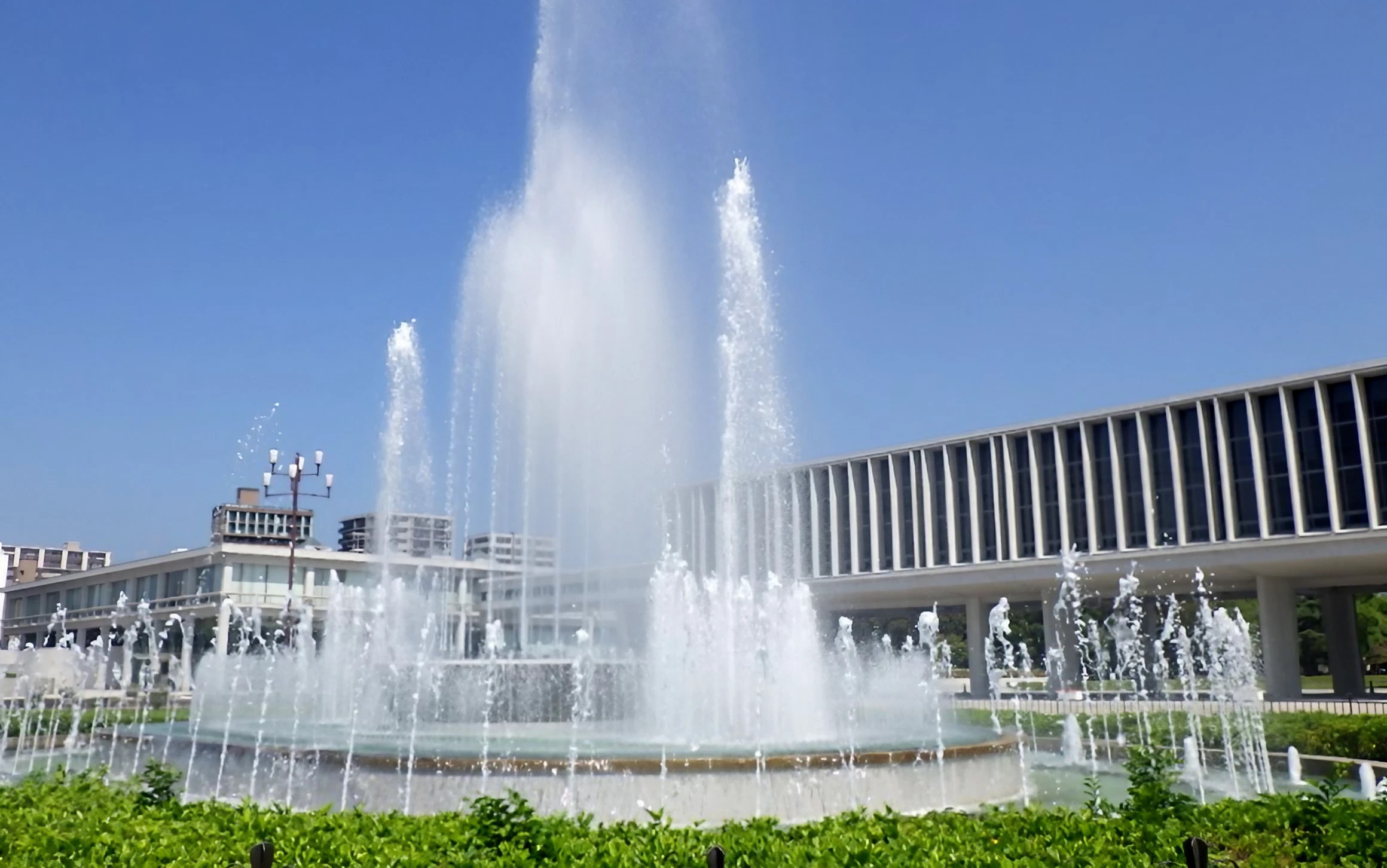 噴水や施設の整備・点検